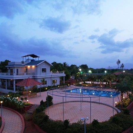 Ekostay Gold Palm Estate I Cricket Turf I Rain Dance I 2 Acre Property Karjat Extérieur photo