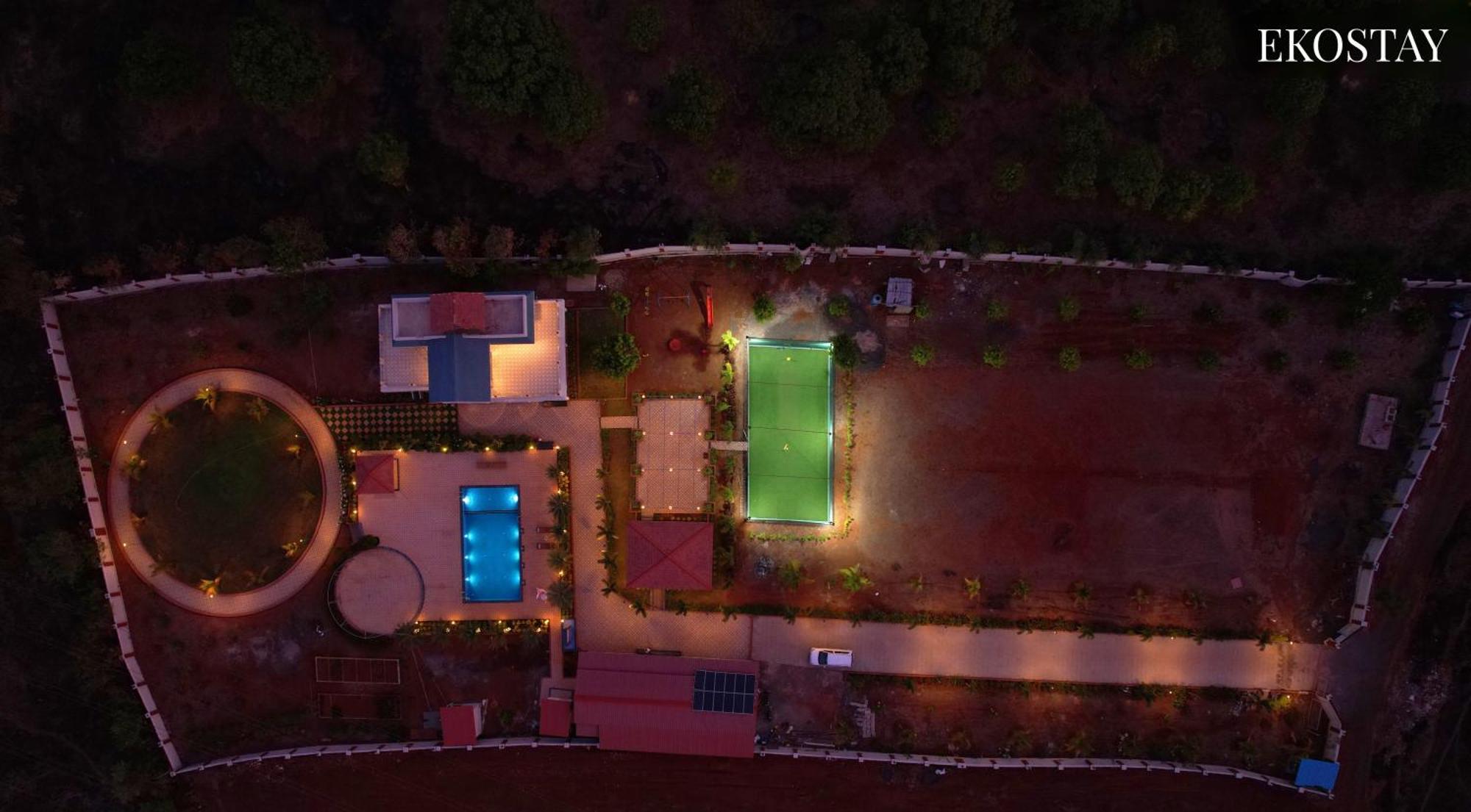 Ekostay Gold Palm Estate I Cricket Turf I Rain Dance I 2 Acre Property Karjat Extérieur photo
