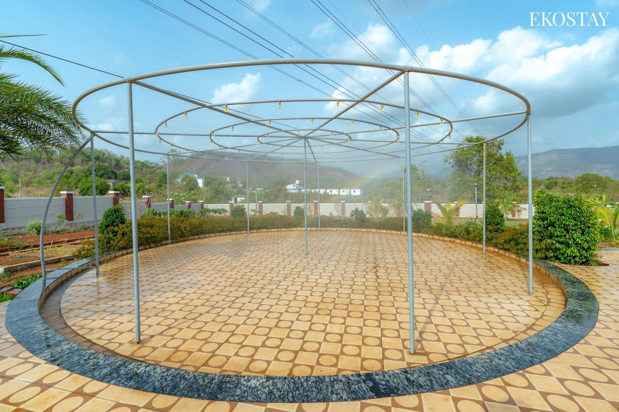 Ekostay Gold Palm Estate I Cricket Turf I Rain Dance I 2 Acre Property Karjat Extérieur photo