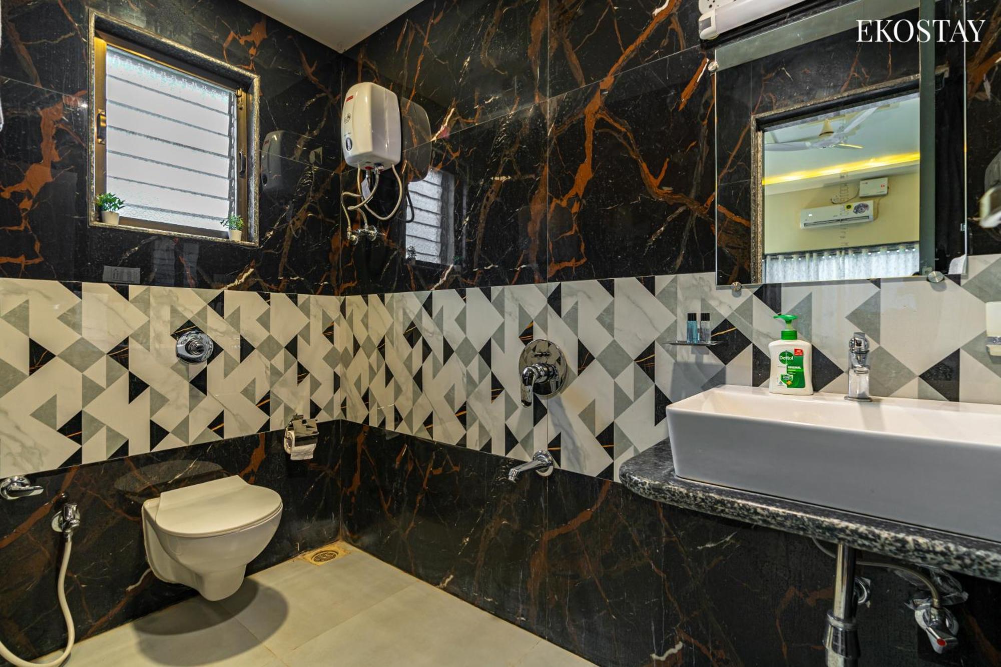 Ekostay Gold Palm Estate I Cricket Turf I Rain Dance I 2 Acre Property Karjat Extérieur photo