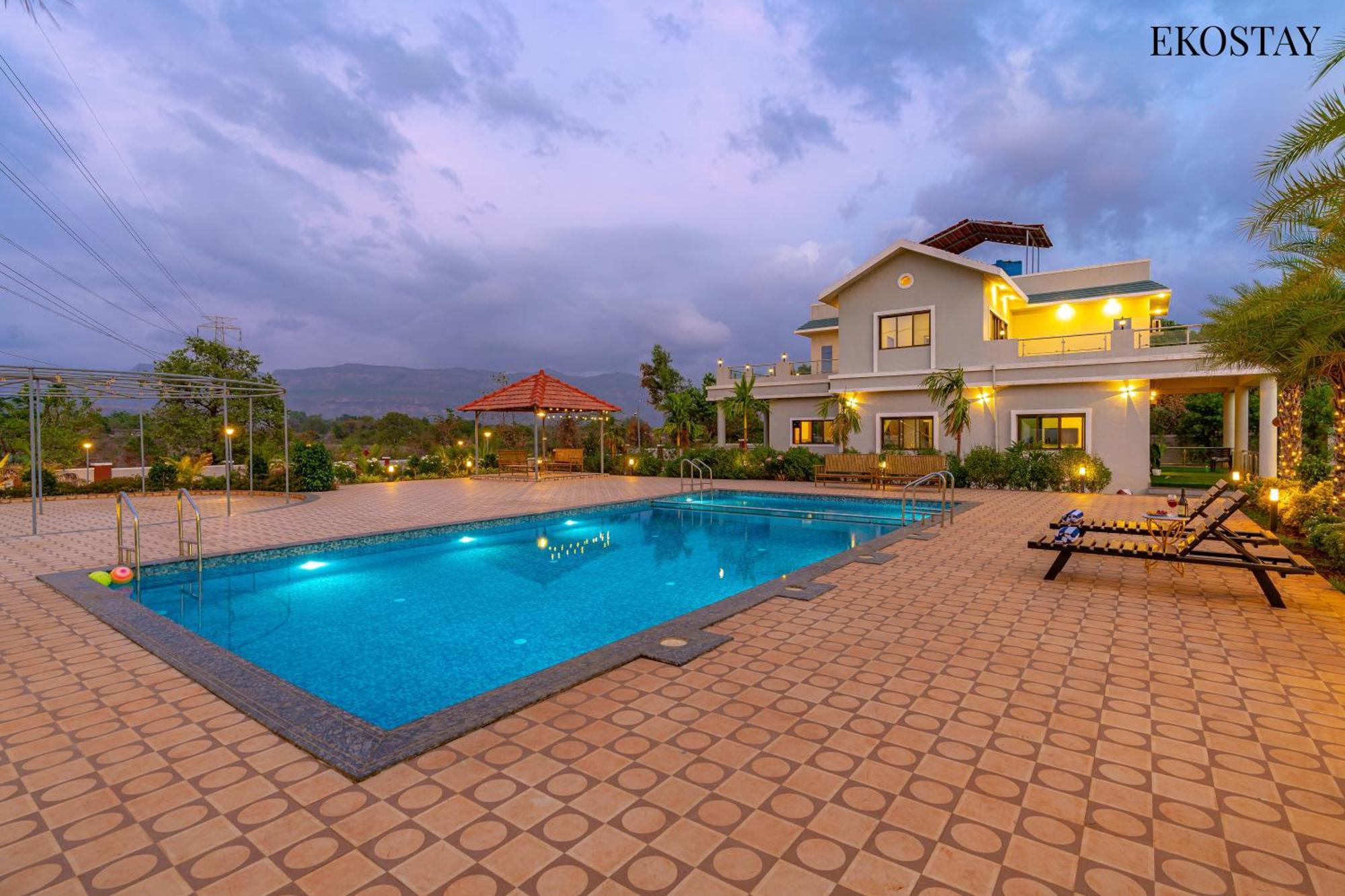 Ekostay Gold Palm Estate I Cricket Turf I Rain Dance I 2 Acre Property Karjat Extérieur photo